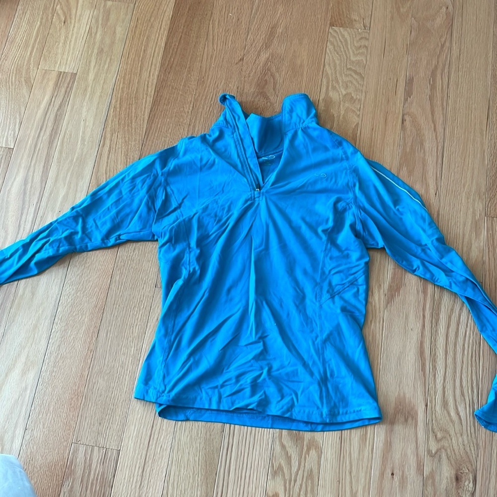 Champion teal quarter zip, size medium